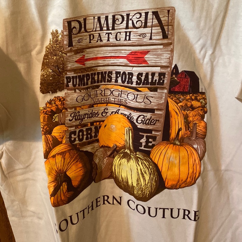 Southern Couture short sleeve Large NWOT